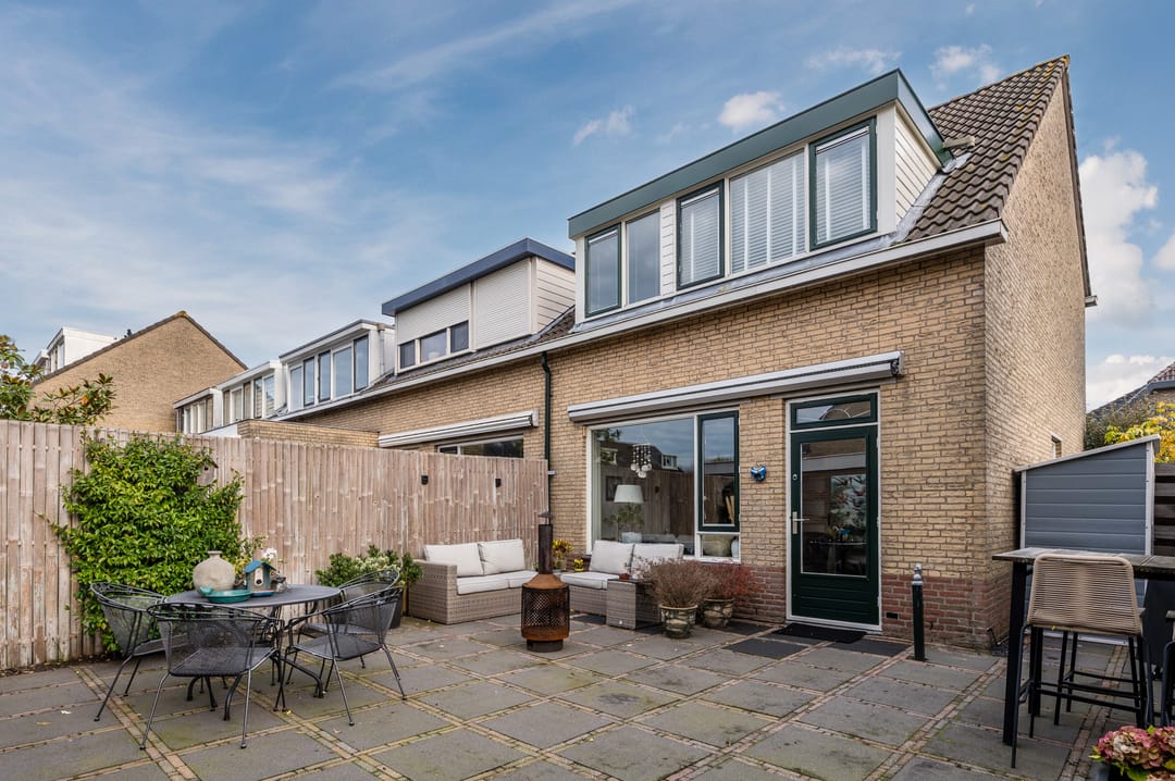 Photo 26 of Amethist 18