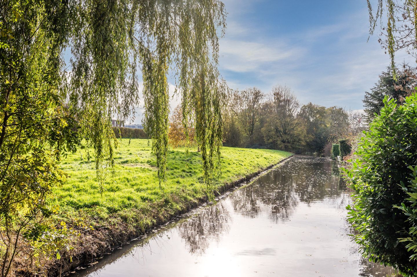 Photo 34 of Amethist 18