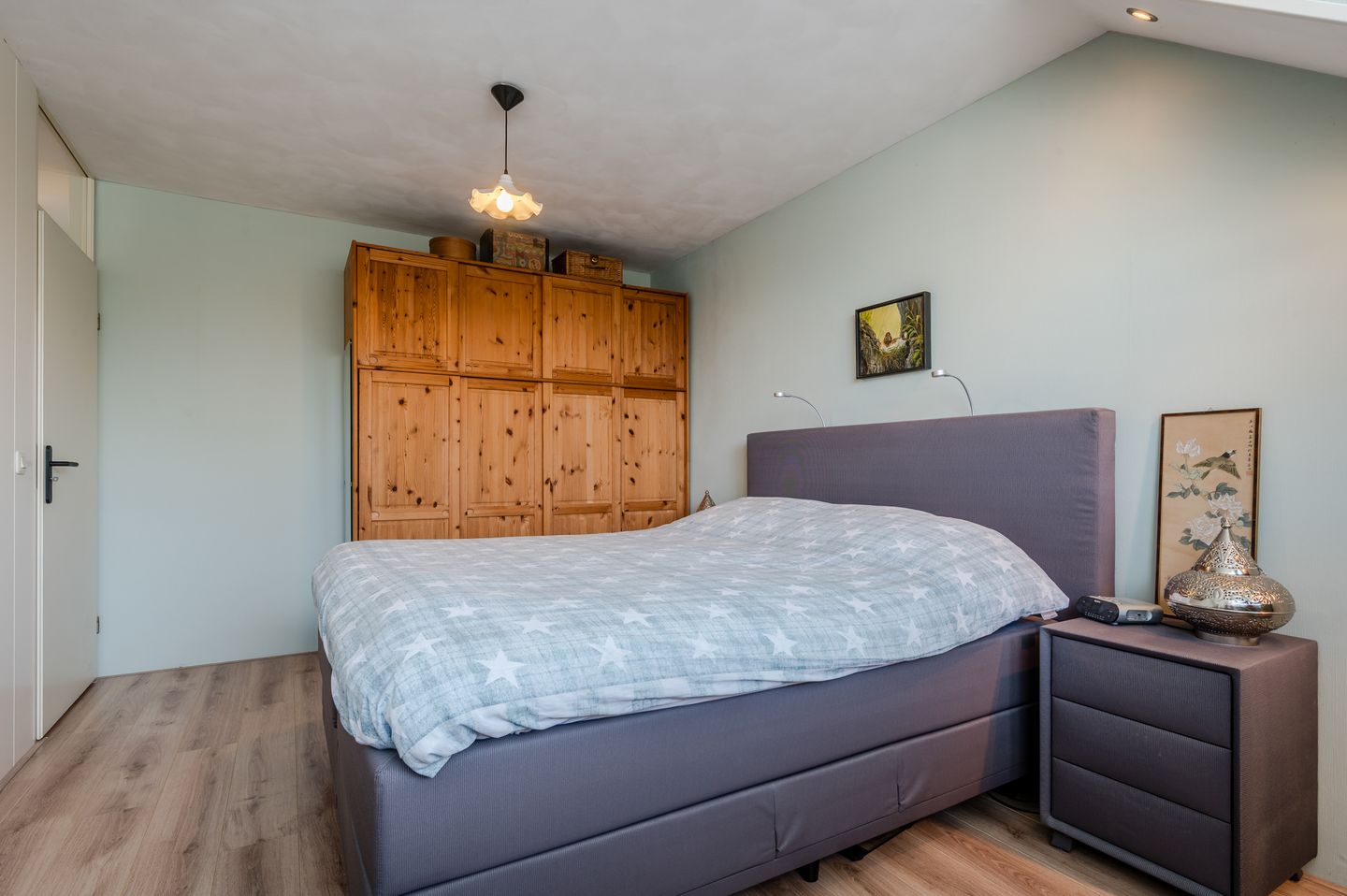 Photo 14 of Amethist 18