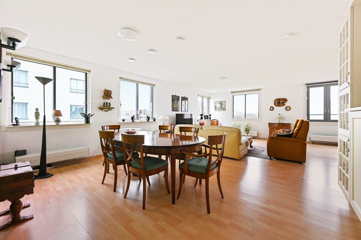 Photo 13 of Versteegstraat 55