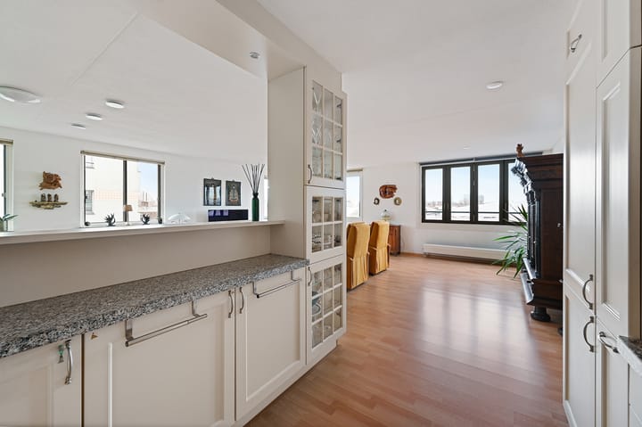 Photo 23 of Versteegstraat 55