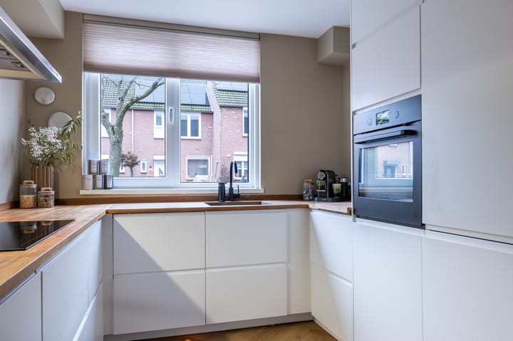 Foto 10 van De Vriestraat 5