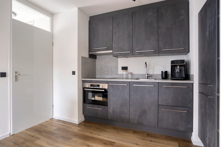 Photo 11 of Molenstraat 10-A