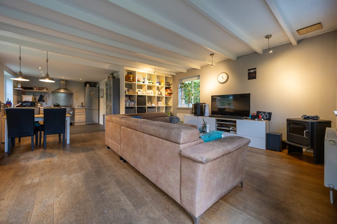 Foto 2 van Burenlaan 12