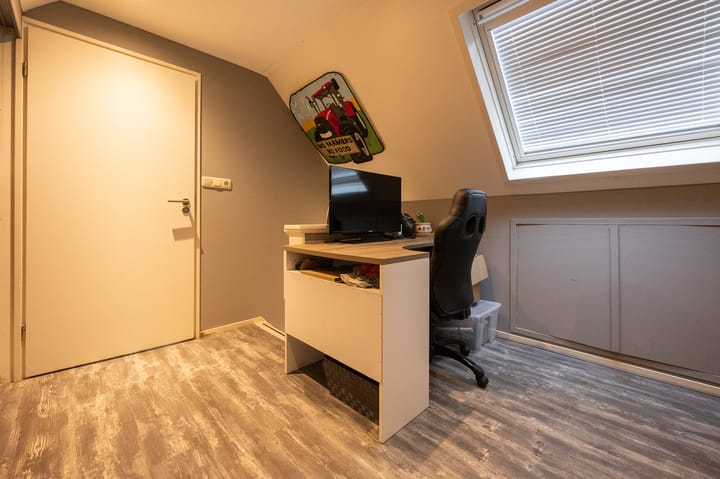 Foto 12 van Burenlaan 12