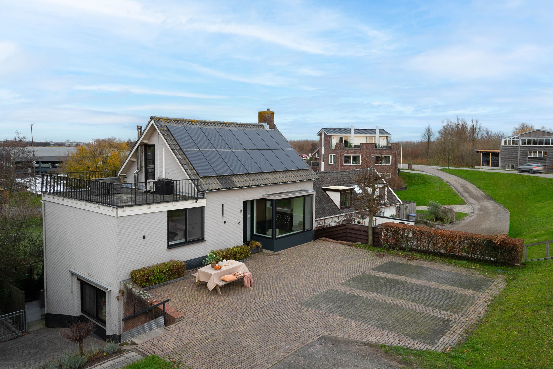 Foto 30 van Rivierdijk 37