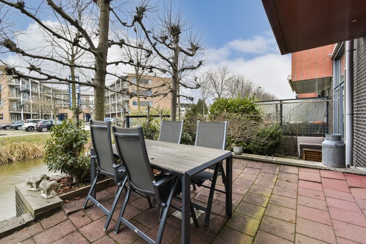 Foto 4 van Purperreiger 92