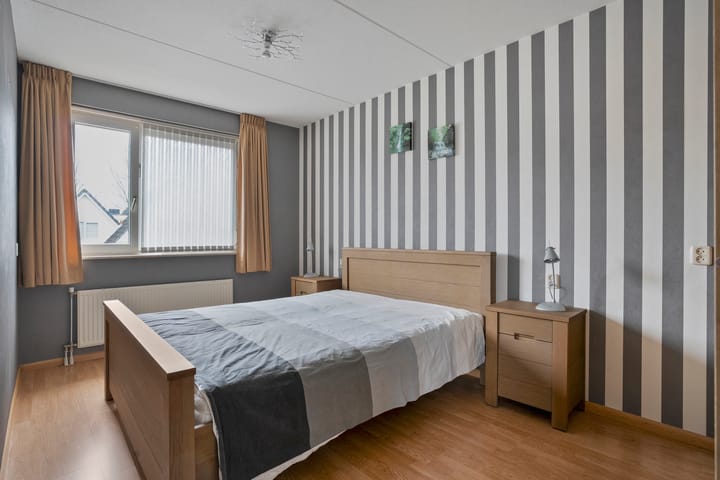 Foto 18 van Zwaluw 48