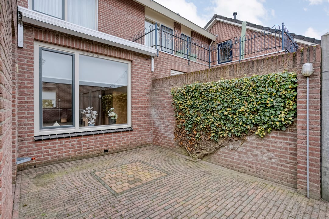 Foto 32 van Zwaluw 48