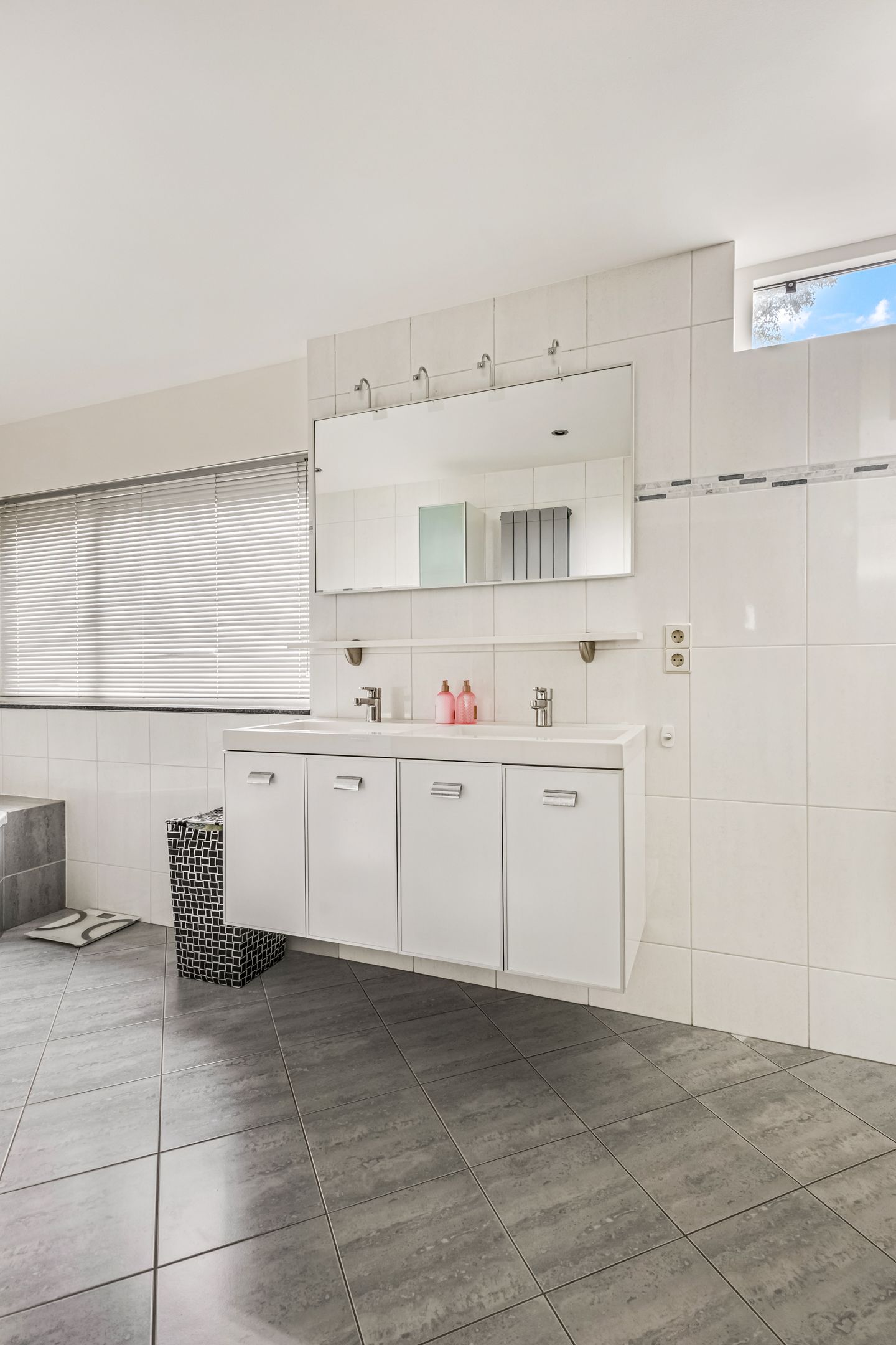 Foto 24 van Wouter van de Kampstraat 15