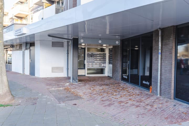 Foto 25 van Maaspoortweg 247