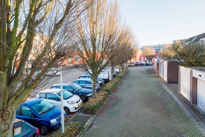 Photo 34 of Willem van Otterloostraat 2