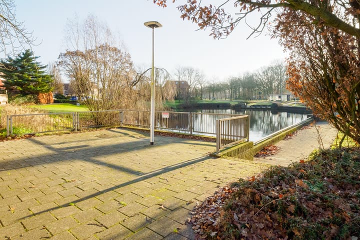 Photo 39 of Willem van Otterloostraat 2