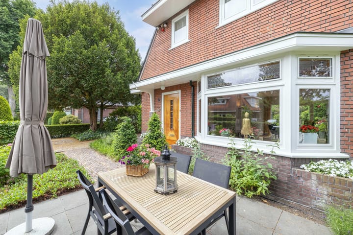 Foto 6 van Van Hogendorplaan 2