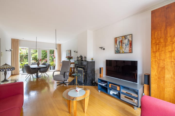 Foto 12 van Van Hogendorplaan 2