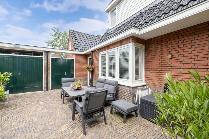 Foto 21 van Van Hogendorplaan 2