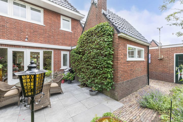 Foto 24 van Van Hogendorplaan 2