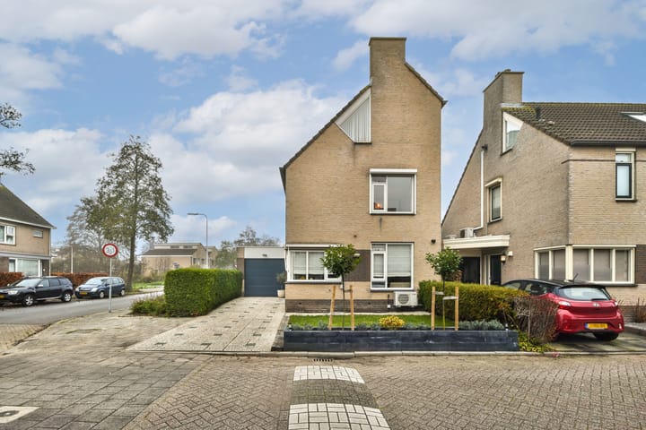 Foto 6 van Sacharovstraat 1