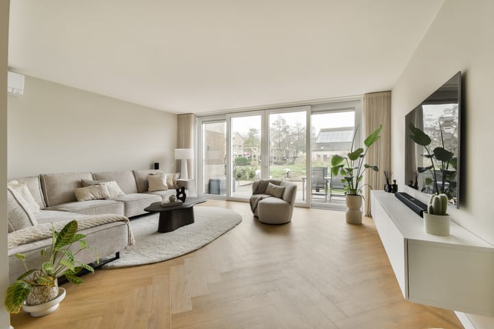 Foto 9 van Sacharovstraat 1