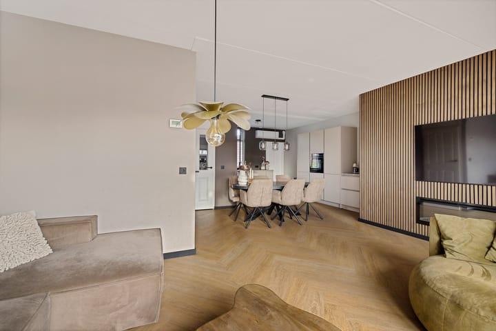 Foto 6 van Albert Schweitzerstraat 80