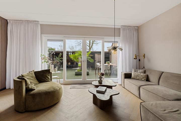 Foto 8 van Albert Schweitzerstraat 80