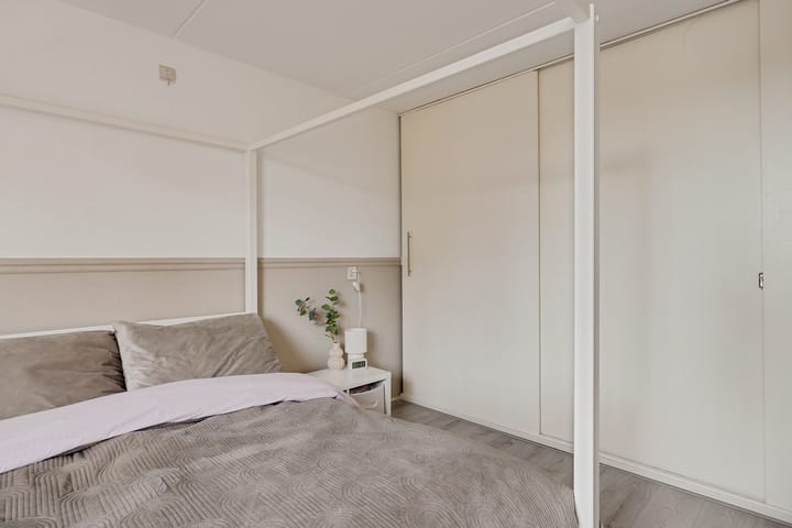 Foto 21 van Albert Schweitzerstraat 80