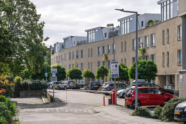 Photo 2 of Hermonlaan 17