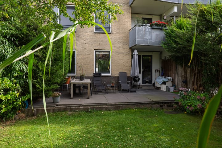 Photo 3 of Hermonlaan 17