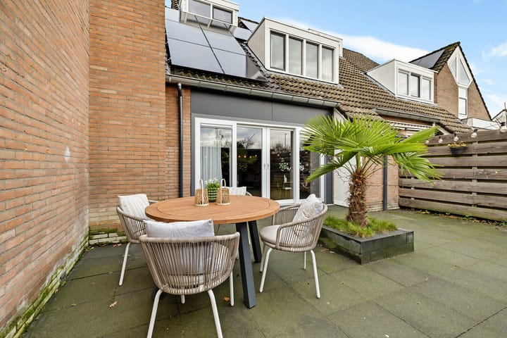 Foto 32 van Albert Schweitzerstraat 80