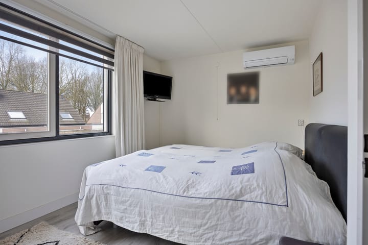 Foto 17 van Weegbree 106