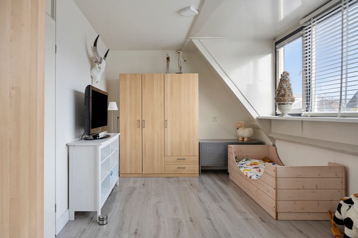 Foto 23 van Weegbree 106