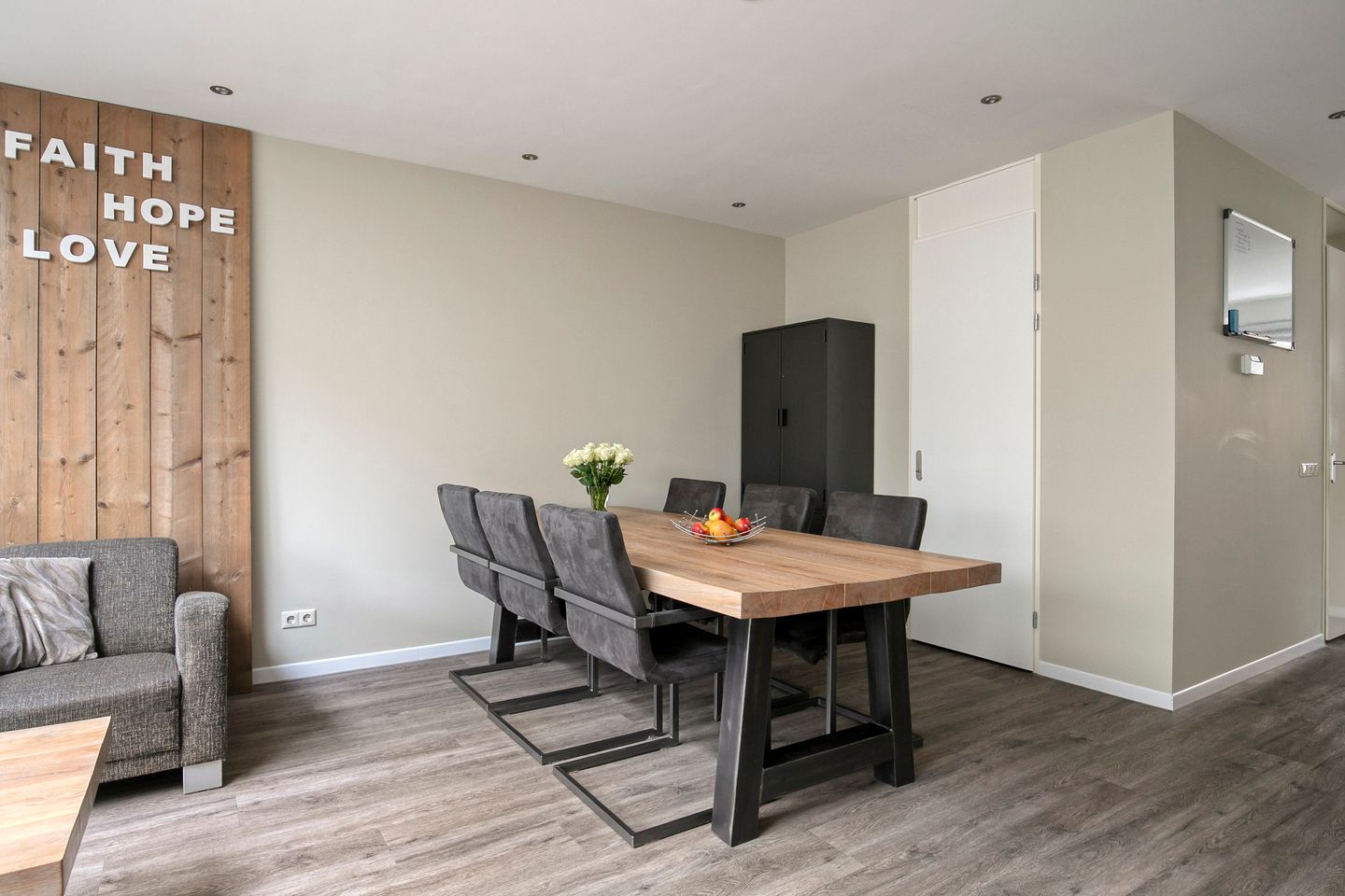 Foto 4 van Purperreiger 5