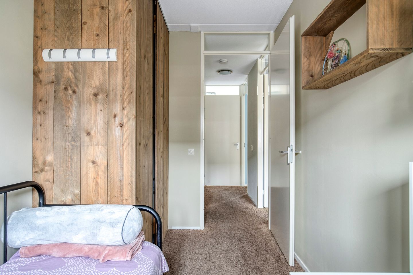 Foto 14 van Purperreiger 5