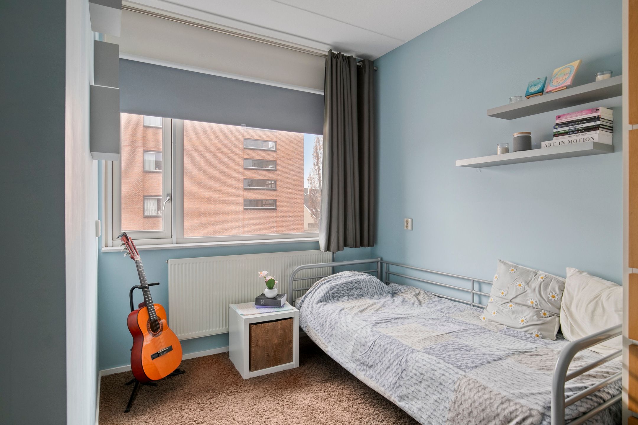 Foto 15 van Purperreiger 5