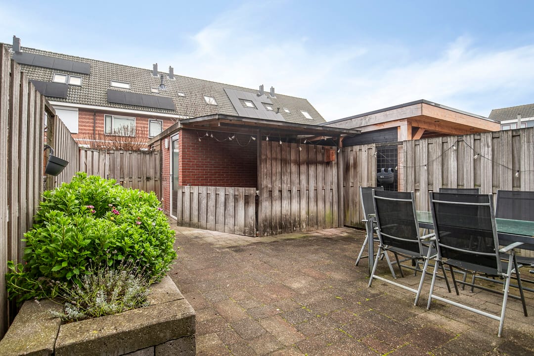 Foto 26 van Purperreiger 5