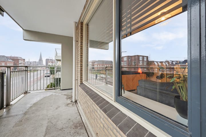 Foto 18 van Oldenzaalsestraat 68