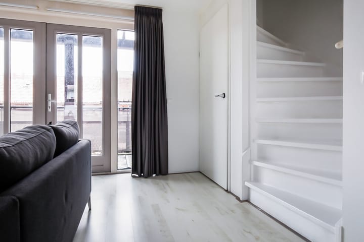 Photo 13 of Sarabande 138