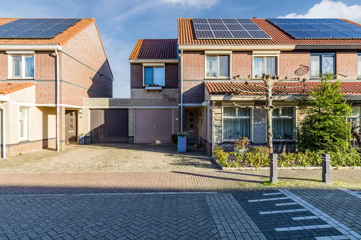 Foto 2 van Aquamarijn 19