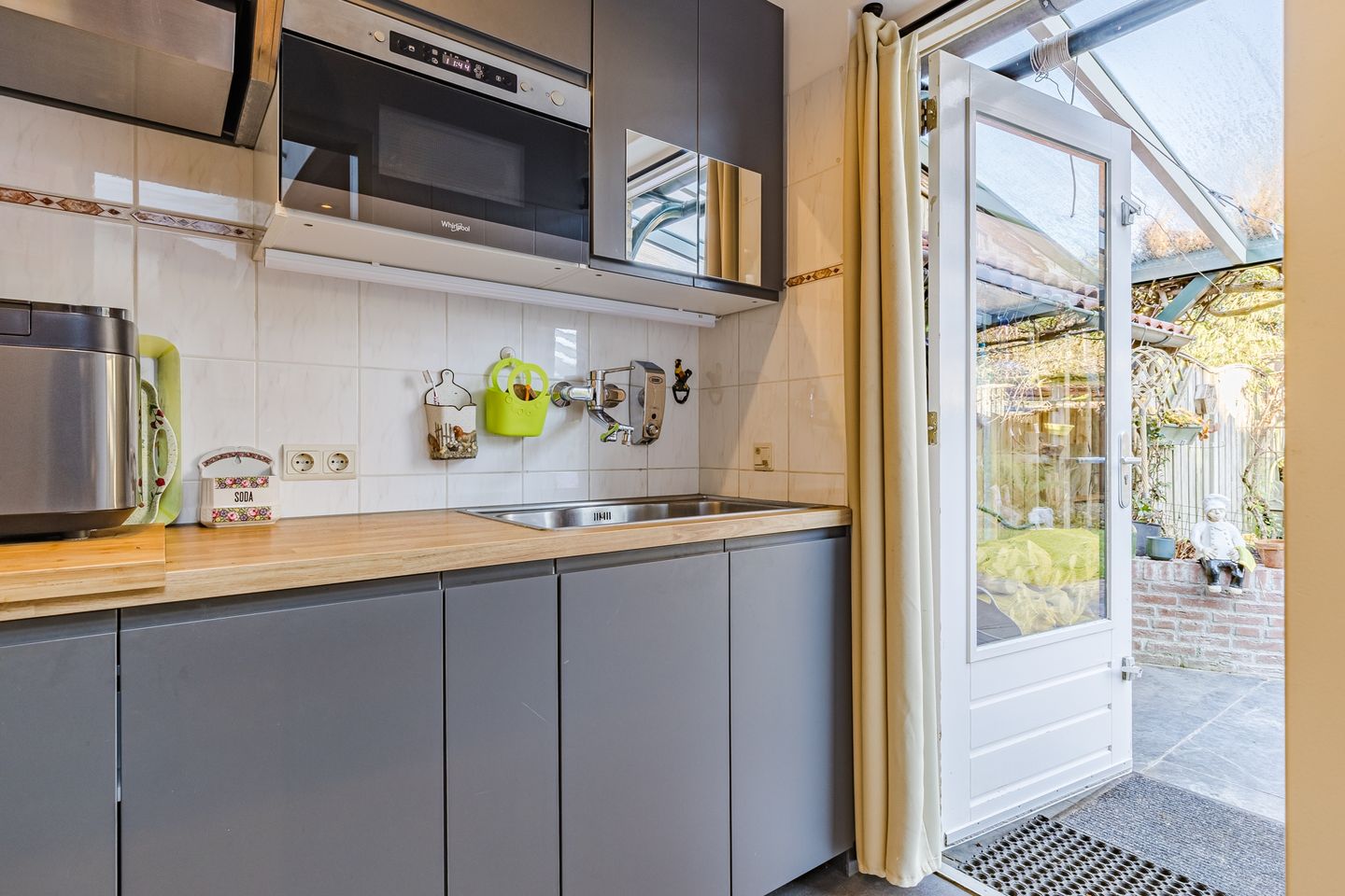 Photo 25 of Aquamarijn 19