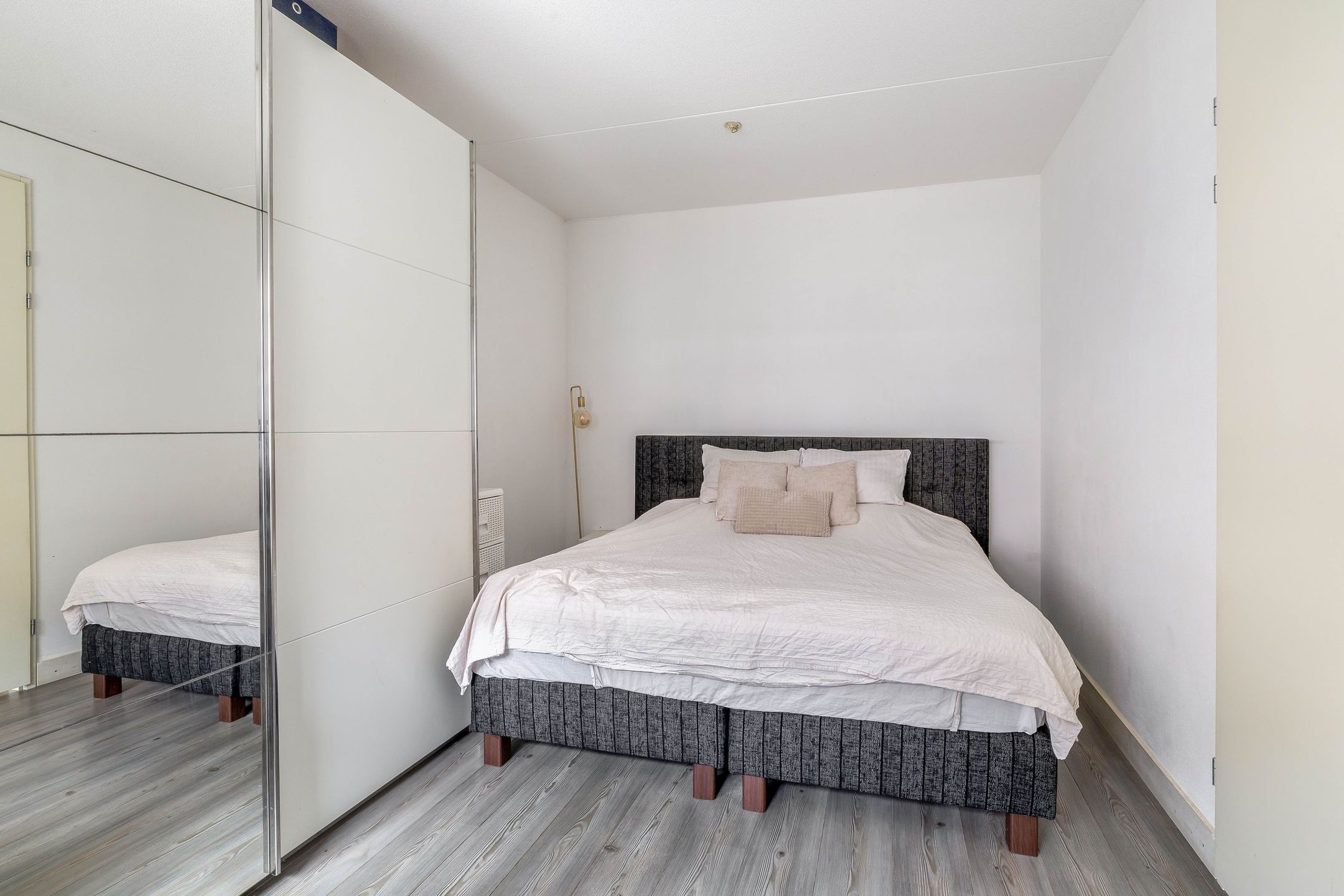 Photo 9 of Zeilmakersstraat 8