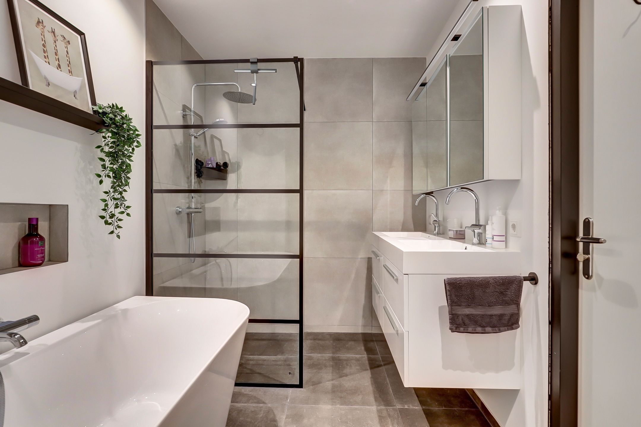 Foto 3 van Dokter van Stratenweg 669