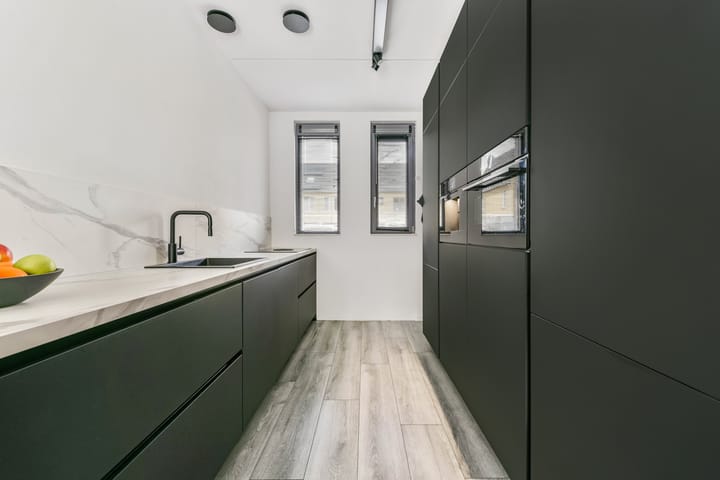 Foto 2 van Straat van Corsica 24