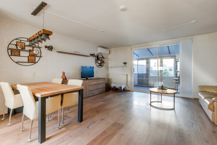 Foto 8 van Johanna Naber-erf 338