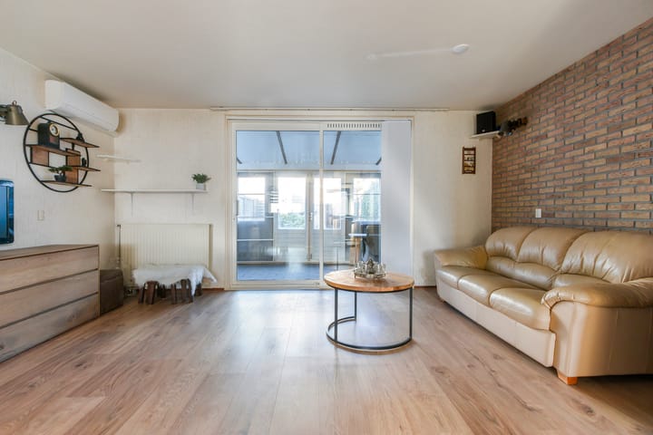 Foto 9 van Johanna Naber-erf 338