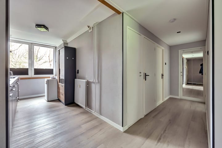 Foto 9 van Van Beethovenstraat 1