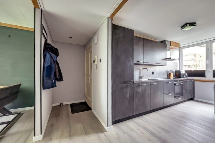 Foto 10 van Van Beethovenstraat 1