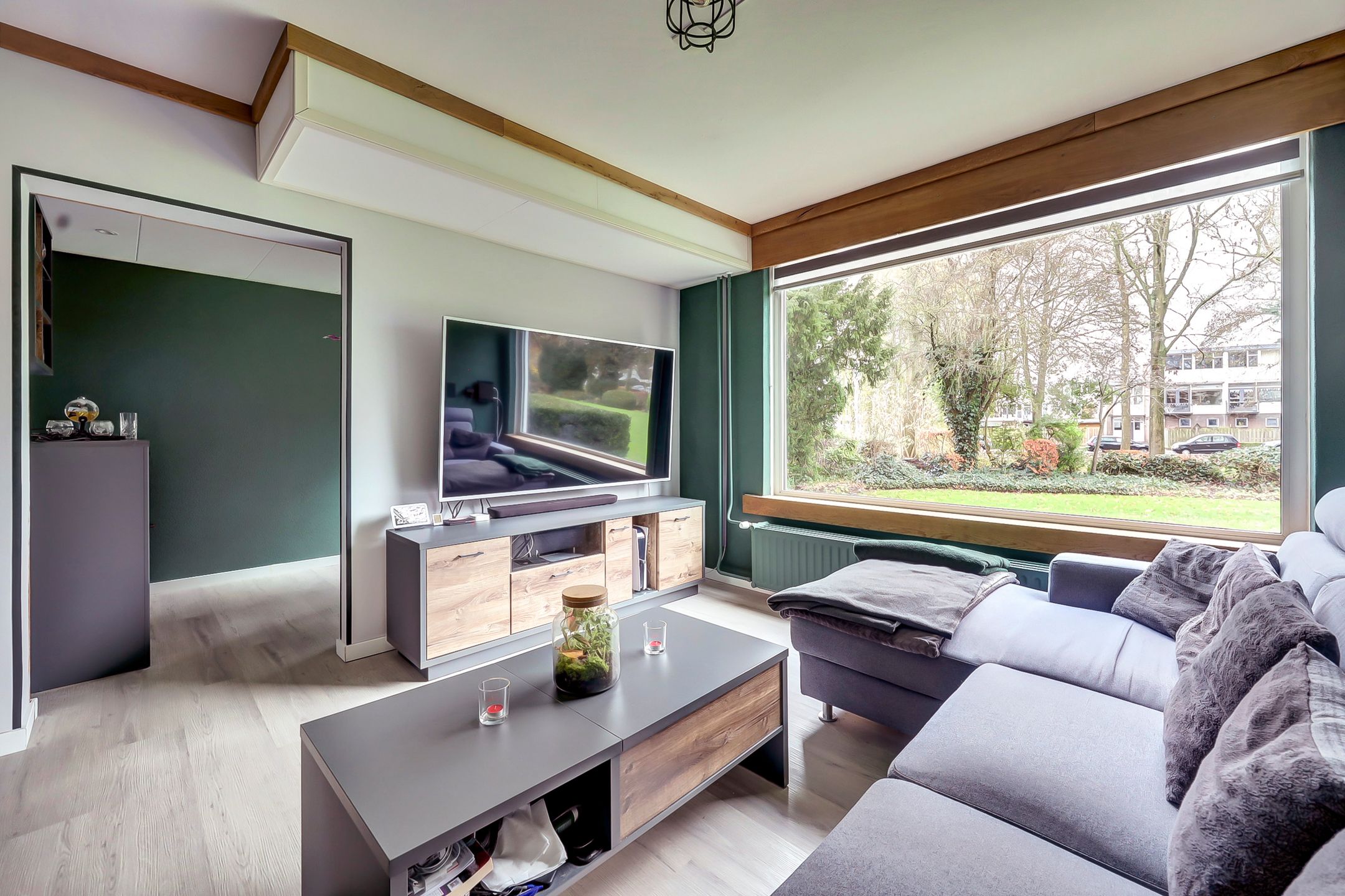 Foto 12 van Van Beethovenstraat 1