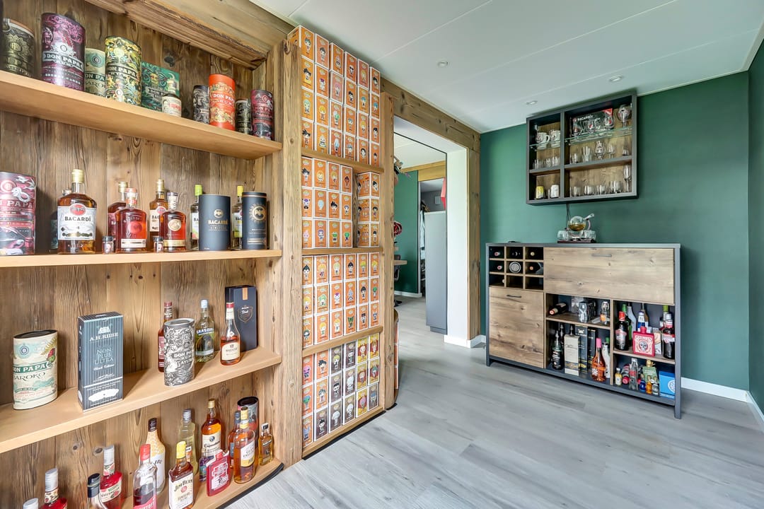 Foto 13 van Van Beethovenstraat 1