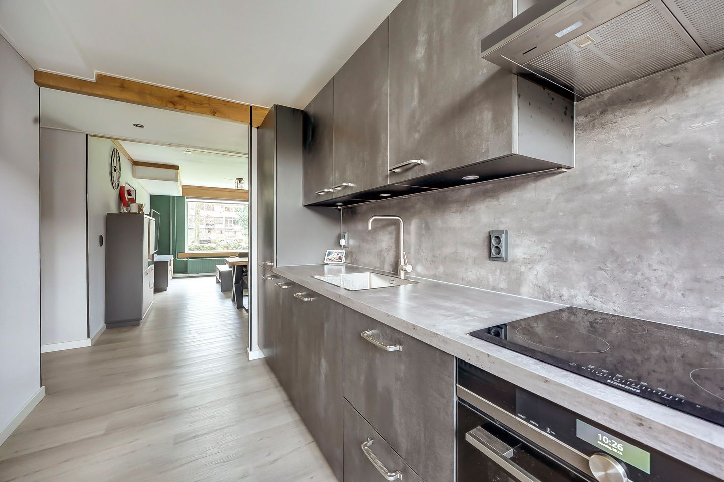 Foto 19 van Van Beethovenstraat 1