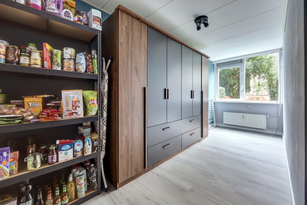 Foto 28 van Van Beethovenstraat 1